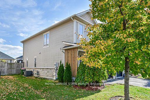 Photo 29 of 250 Fall Fair Way, Hamilton, Binbrook — HOMEH