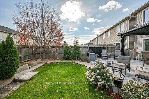 Photo 33 of 250 Fall Fair Way, Hamilton, Binbrook — HOMEH