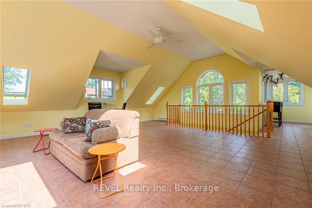 Photo 66 of 10 Watersedge Circle, St. Catharines, Lakeshore — HOMEH
