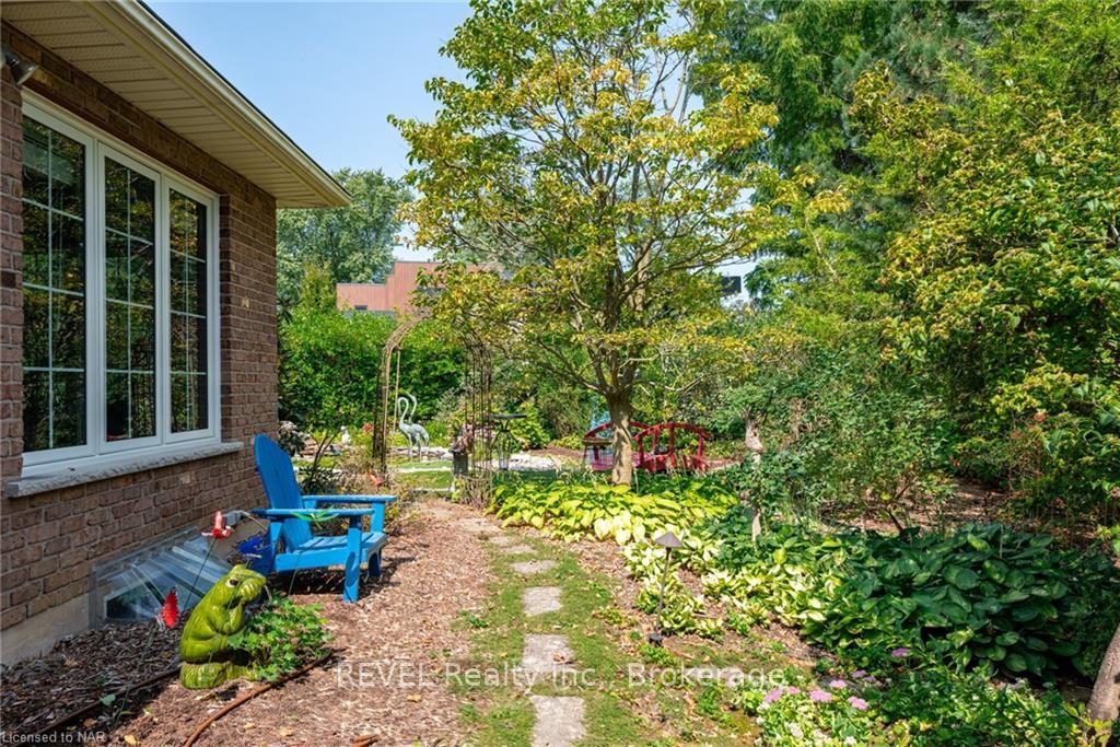 Photo 73 of 10 Watersedge Circle, St. Catharines, Lakeshore — HOMEH