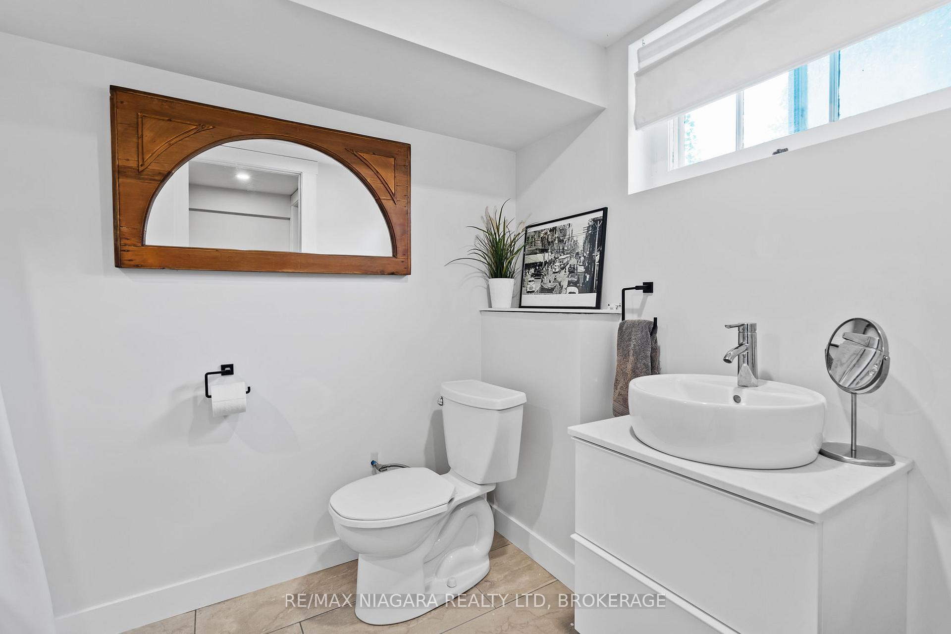 Photo 23 of 2 Nickerson Avenue N, St. Catharines, Vine/Linwell — HOMEH