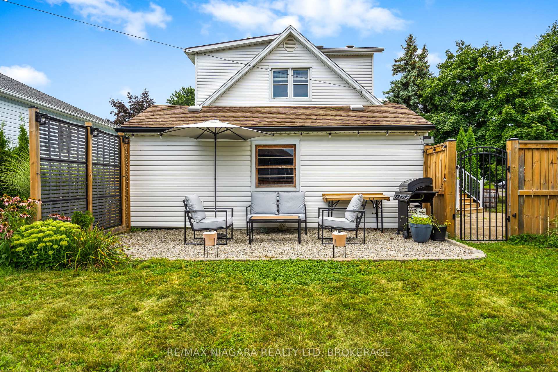 Photo 32 of 2 Nickerson Avenue N, St. Catharines, Vine/Linwell — HOMEH