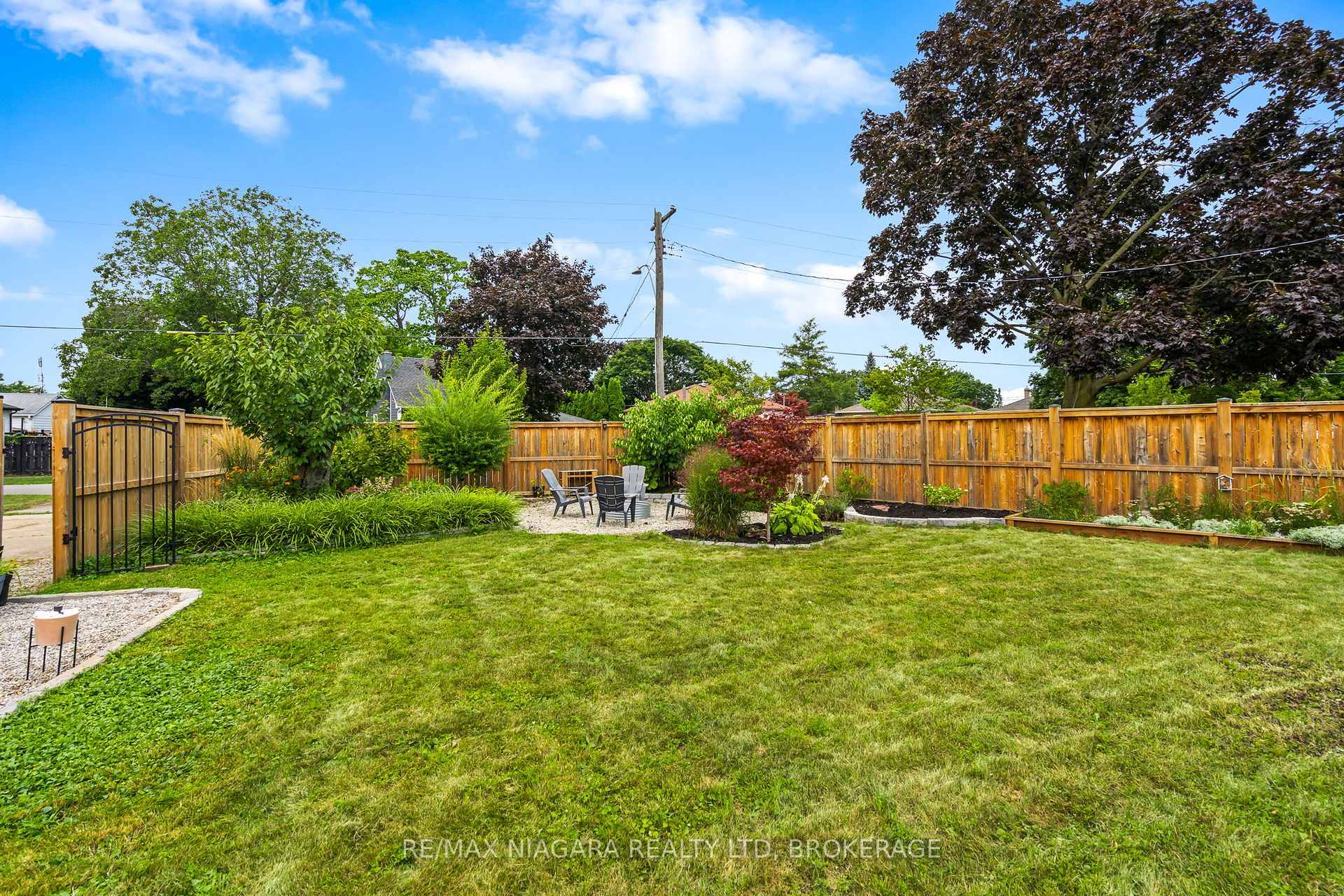 Photo 33 of 2 Nickerson Avenue N, St. Catharines, Vine/Linwell — HOMEH
