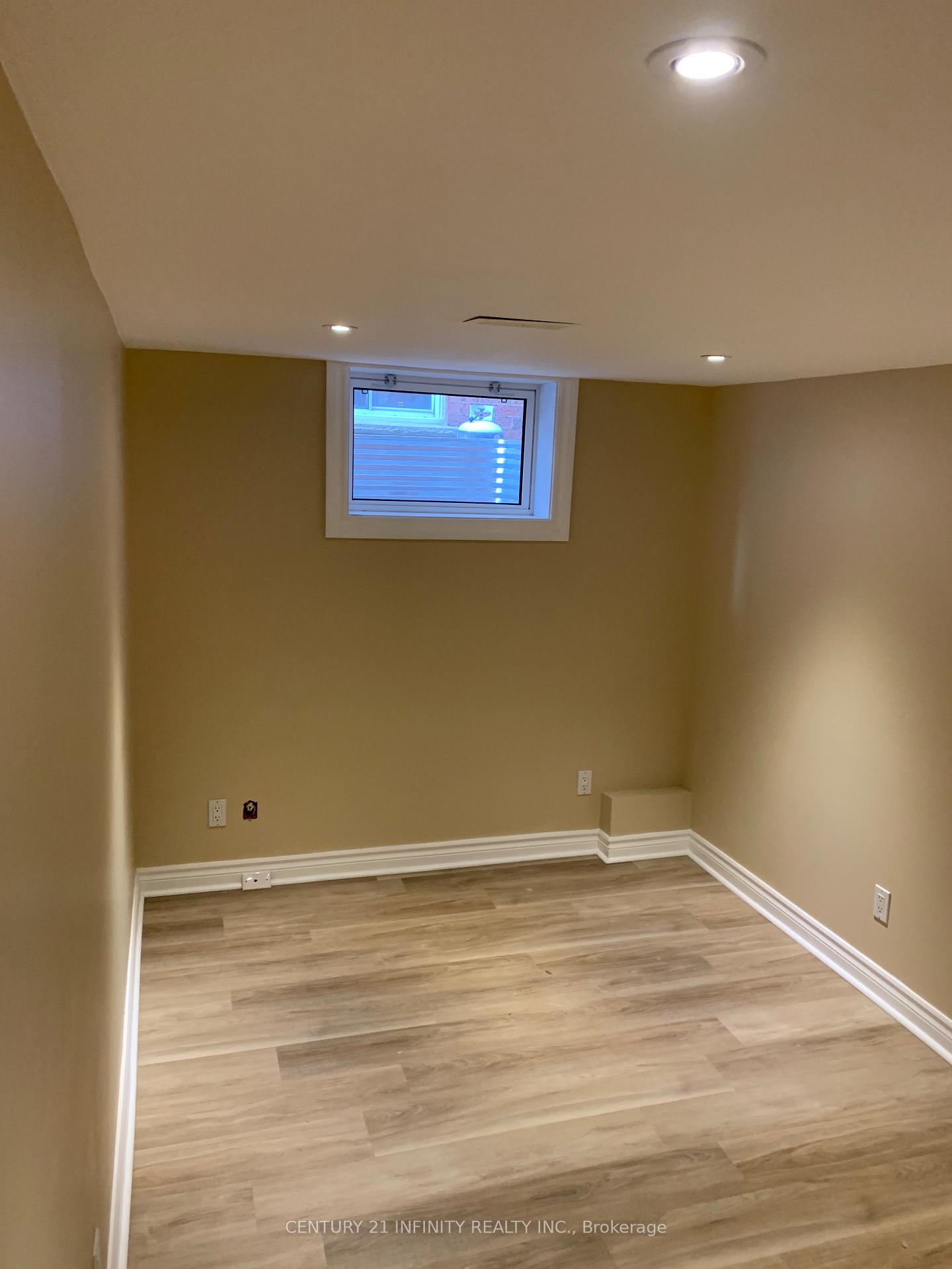 Photo 13 of 66 Birchfield Drive, Clarington, Courtice — HOMEH