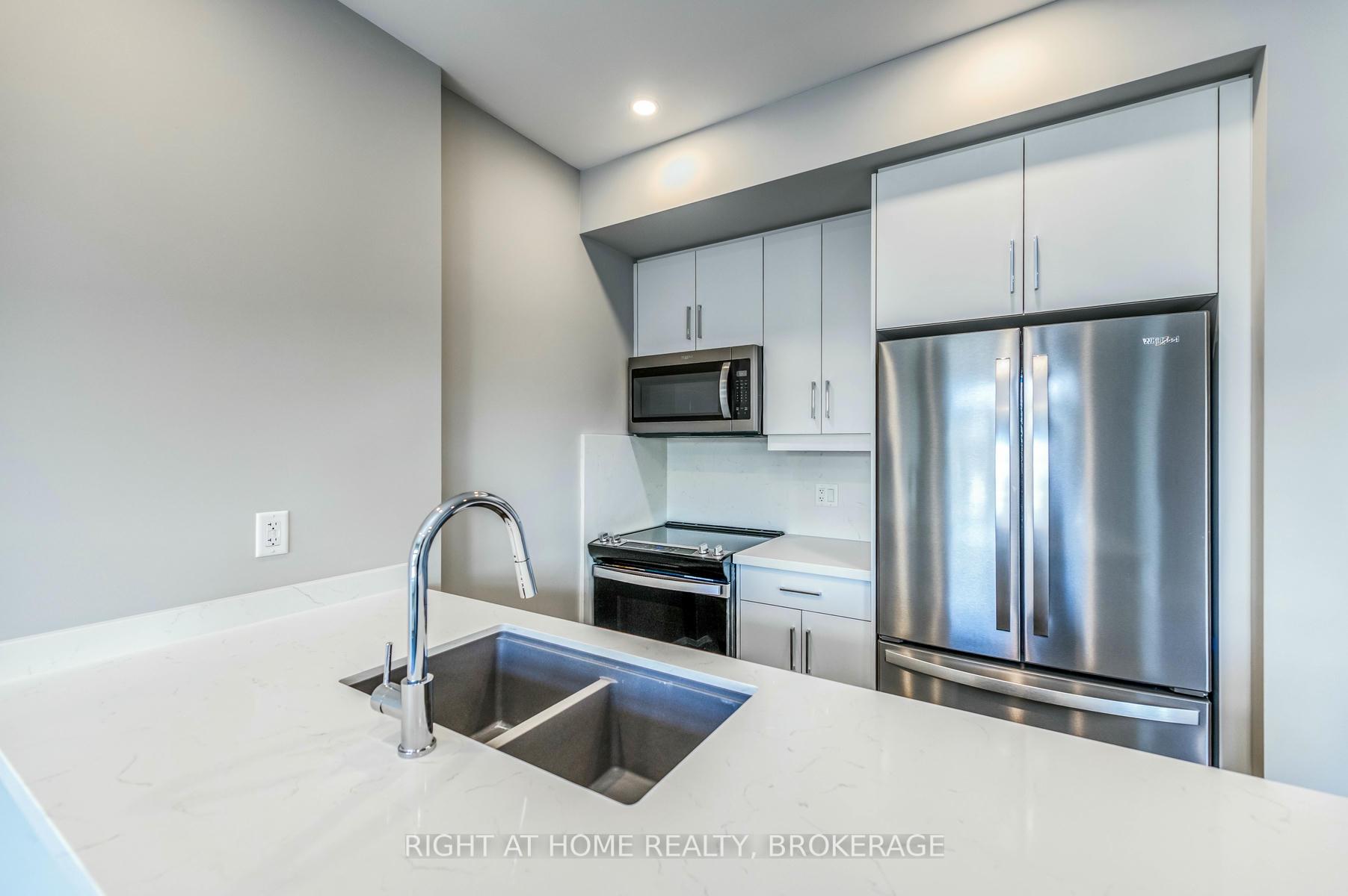 Photo 9 of 20 Fernridge Common, St. Catharines, Carlton/Bunting — HOMEH