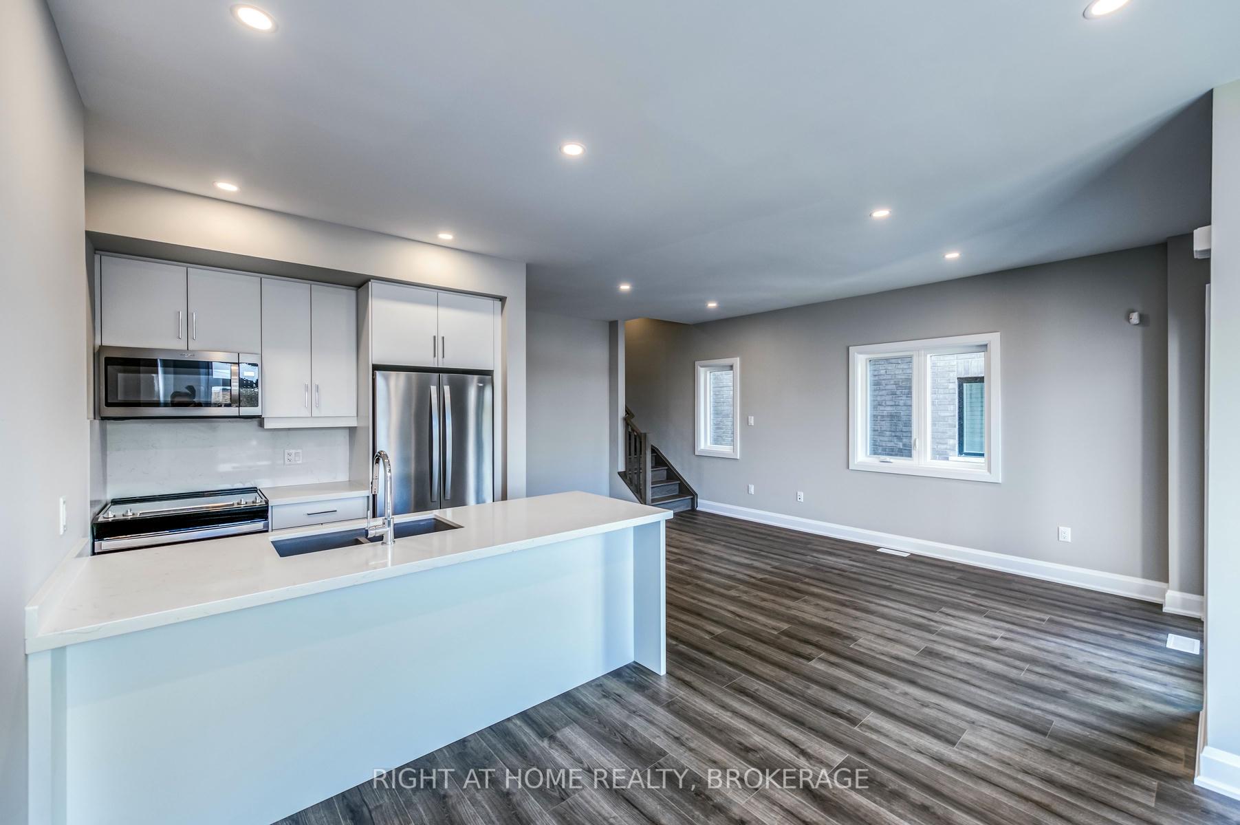 Photo 11 of 20 Fernridge Common, St. Catharines, Carlton/Bunting — HOMEH