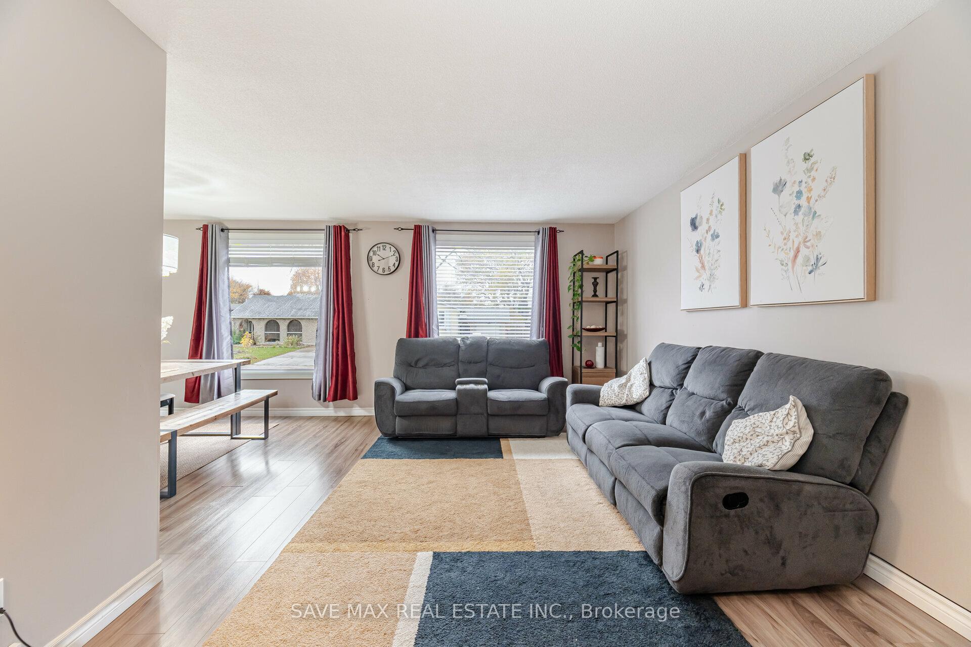 Photo 3 of 193 Wendover Drive, Hamilton, Fessenden — HOMEH
