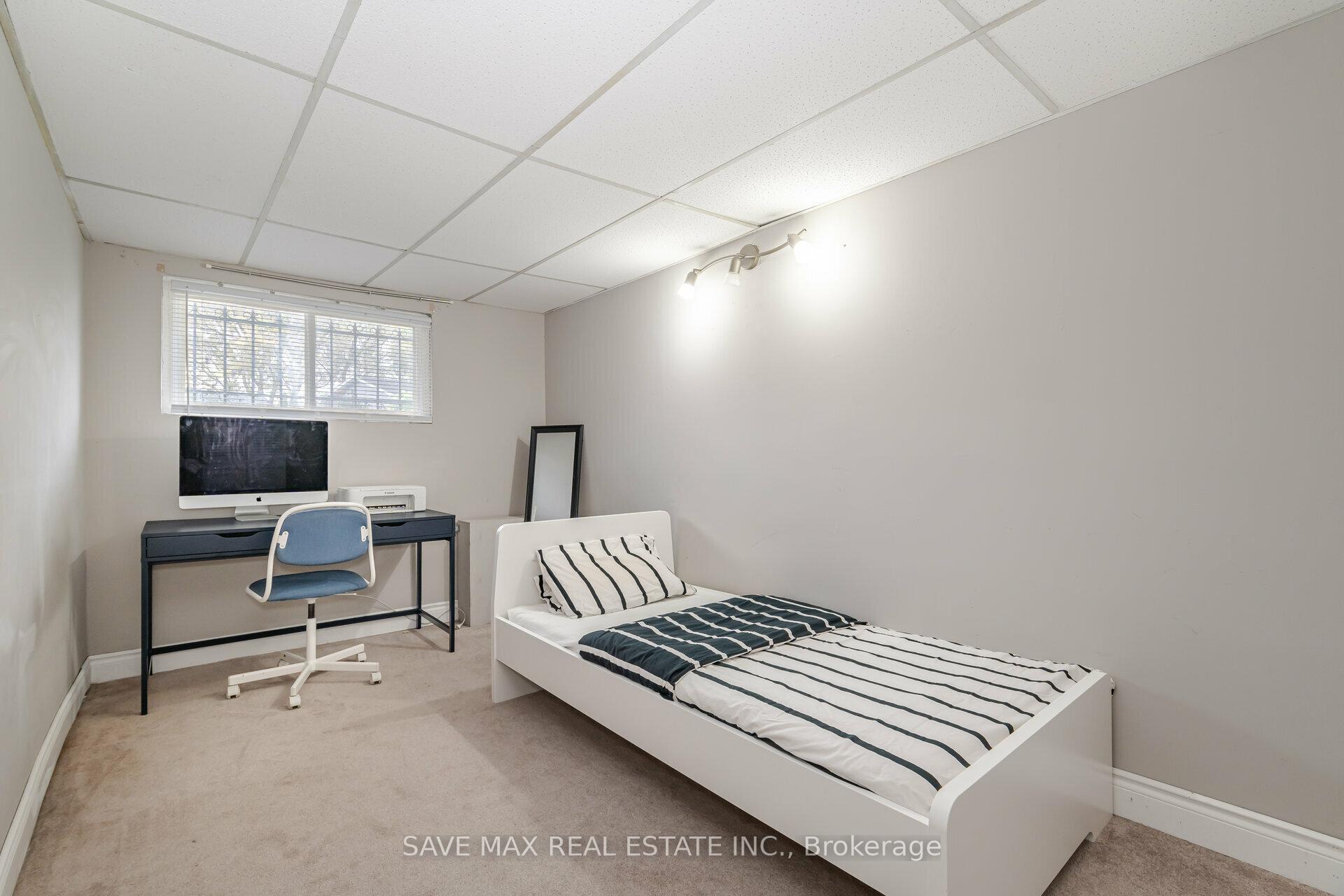 Photo 24 of 193 Wendover Drive, Hamilton, Fessenden — HOMEH
