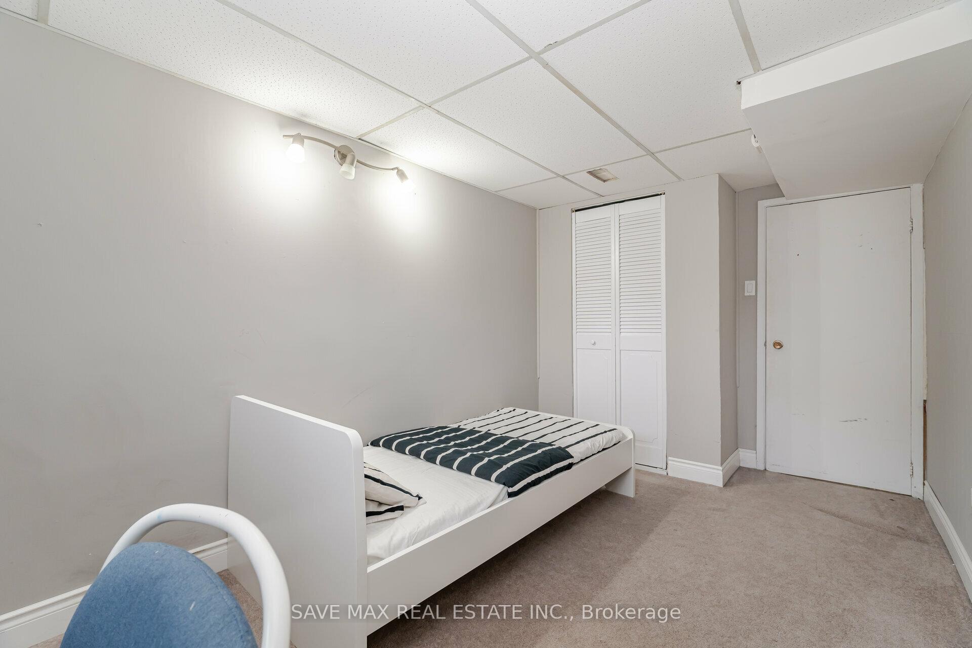 Photo 25 of 193 Wendover Drive, Hamilton, Fessenden — HOMEH