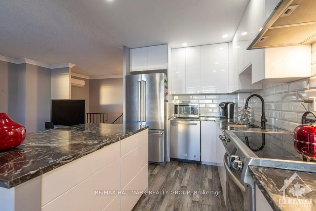 Photo 9 of Unit 649, 515 St Laurent Boulevard, Ottawa, Viscount Alexander Park — HOMEH