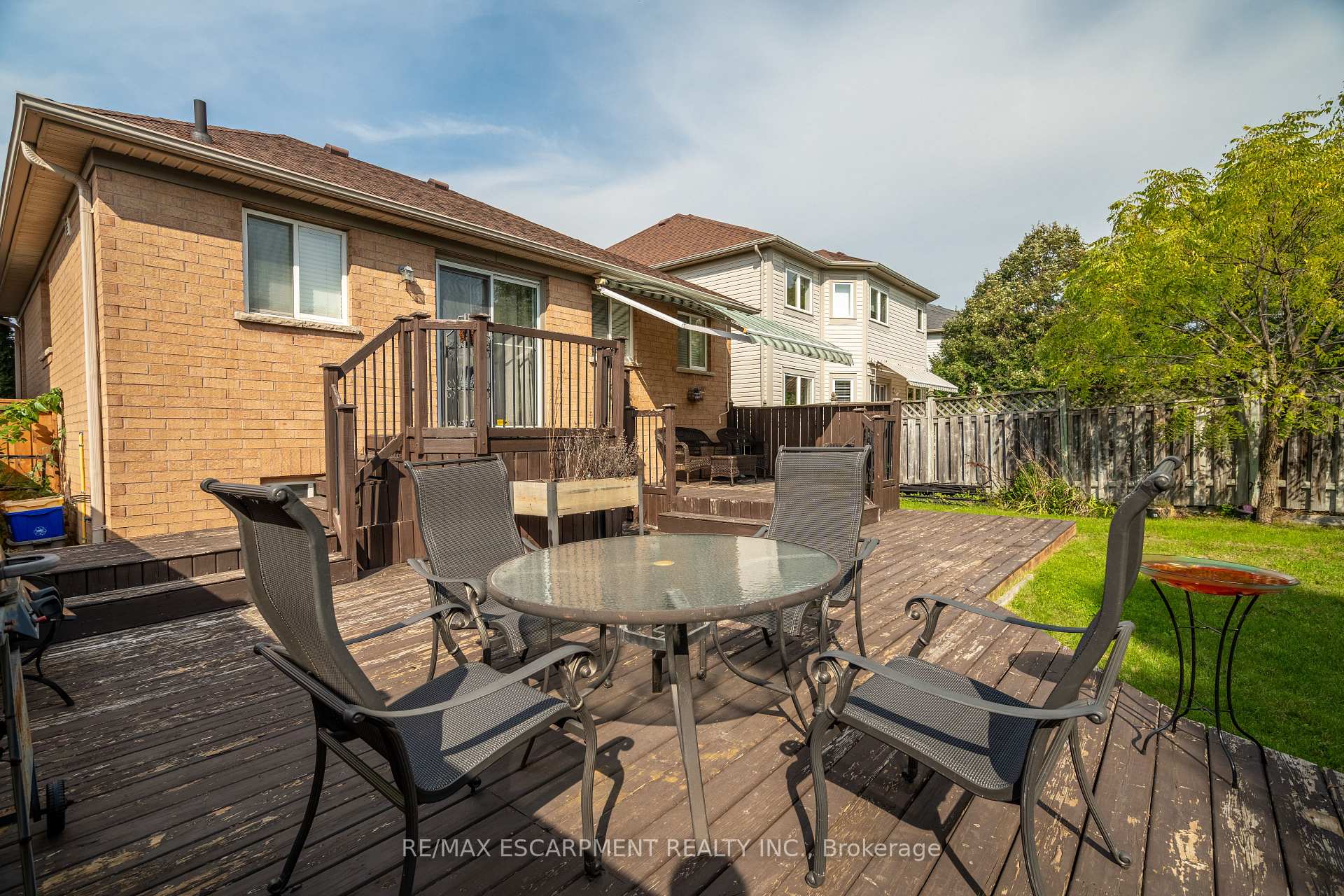 Photo 53 of 128 Riley Street, Hamilton, Waterdown — HOMEH