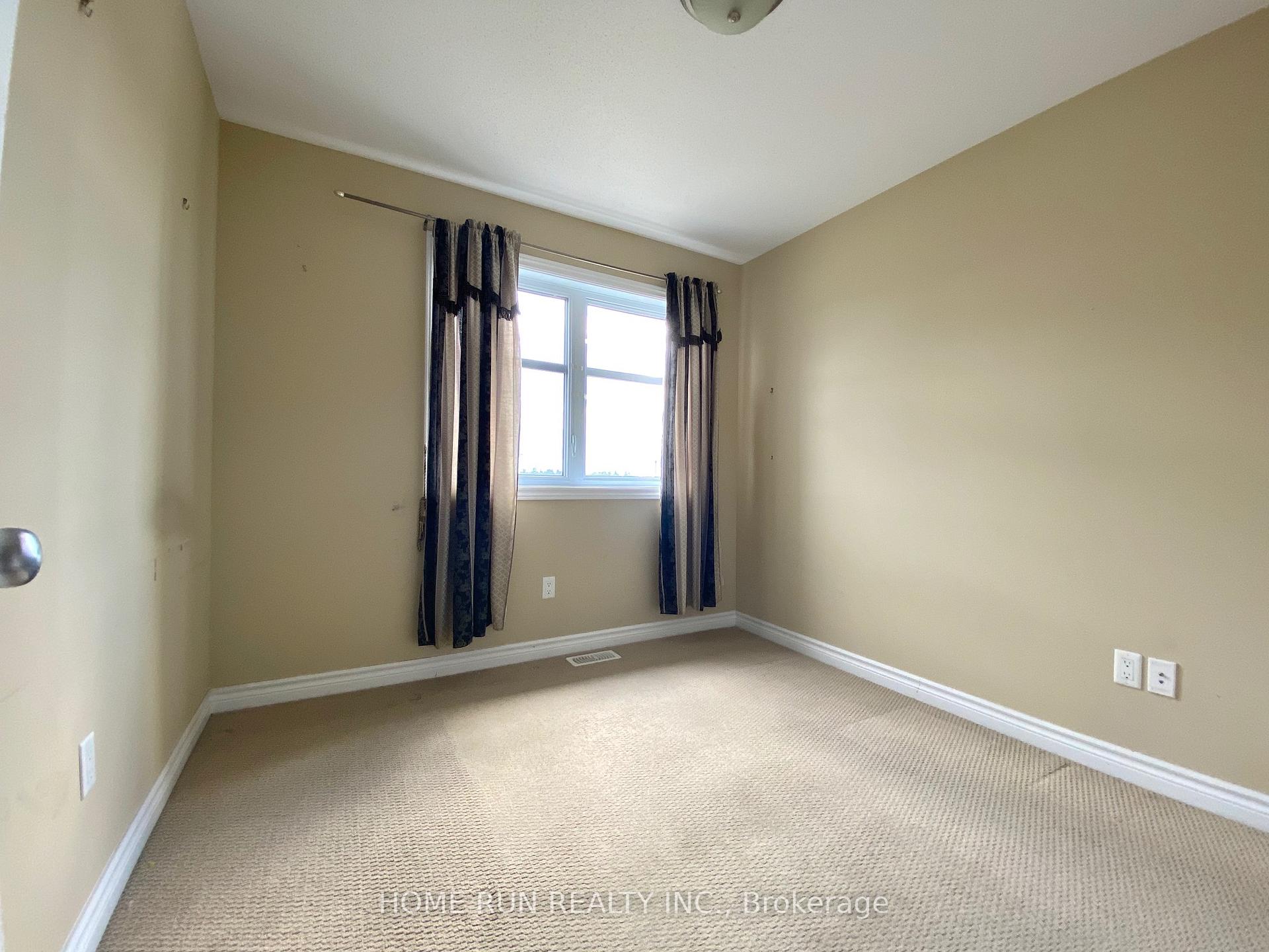 Photo 10 of 1226 Longfields Drive, Ottawa, Barrhaven - Strandherd — HOMEH