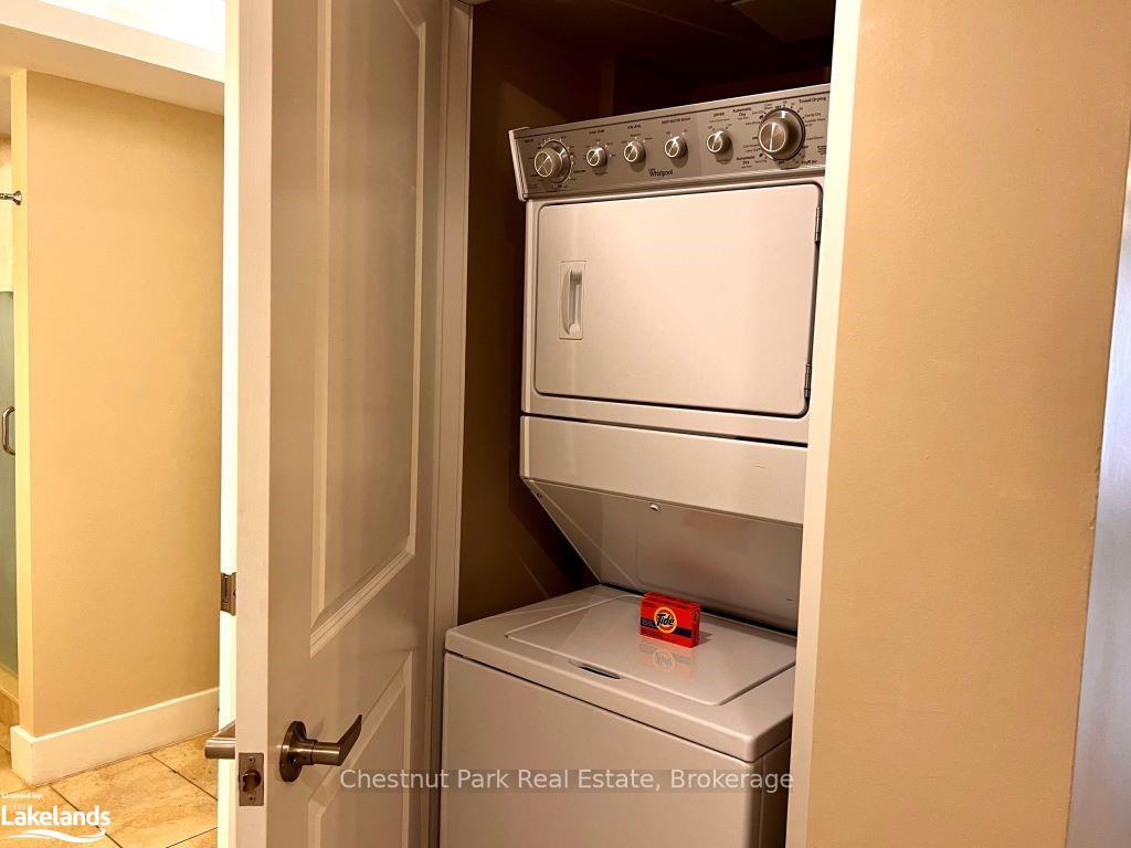 Photo 7 of Unit 5104, 9 Harbour Street E, Collingwood — HOMEH