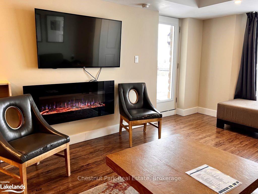 Photo 10 of Unit 5104, 9 Harbour Street E, Collingwood — HOMEH