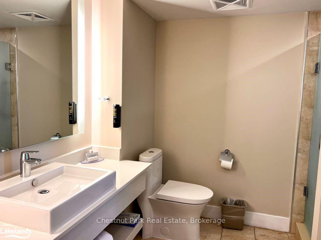 Photo 15 of Unit 5104, 9 Harbour Street E, Collingwood — HOMEH