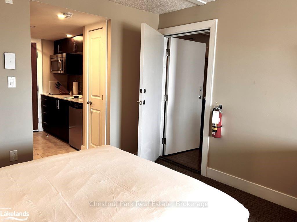 Photo 21 of Unit 5104, 9 Harbour Street E, Collingwood — HOMEH