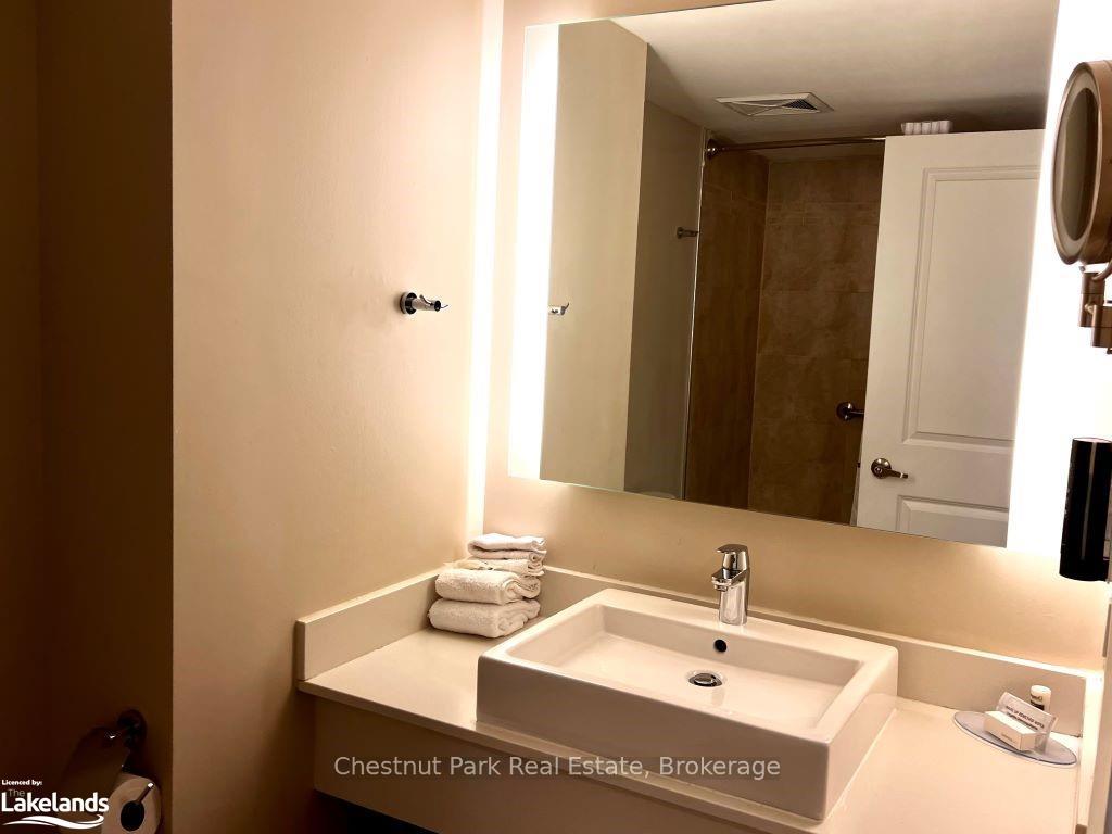 Photo 25 of Unit 5104, 9 Harbour Street E, Collingwood — HOMEH