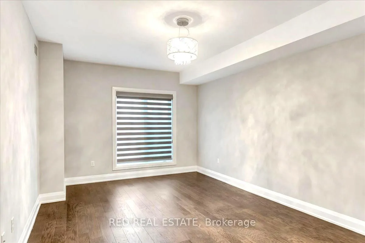 Photo 18 of Unit 212, 720 Yonge Street, Barrie, Painswick North — HOMEH