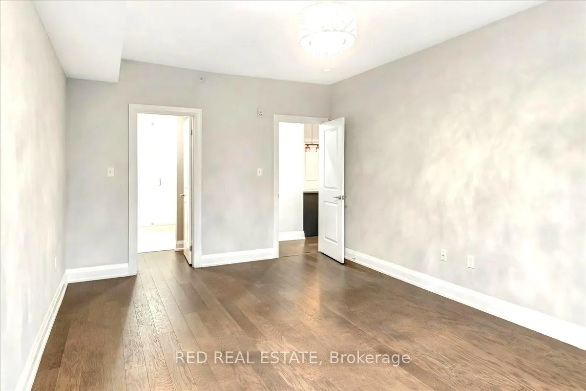 Photo 19 of Unit 212, 720 Yonge Street, Barrie, Painswick North — HOMEH