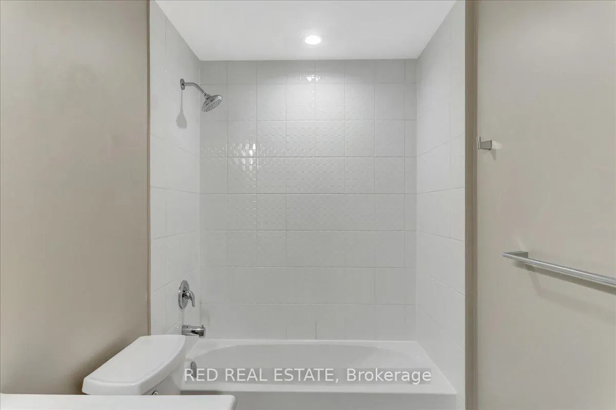 Photo 32 of Unit 212, 720 Yonge Street, Barrie, Painswick North — HOMEH