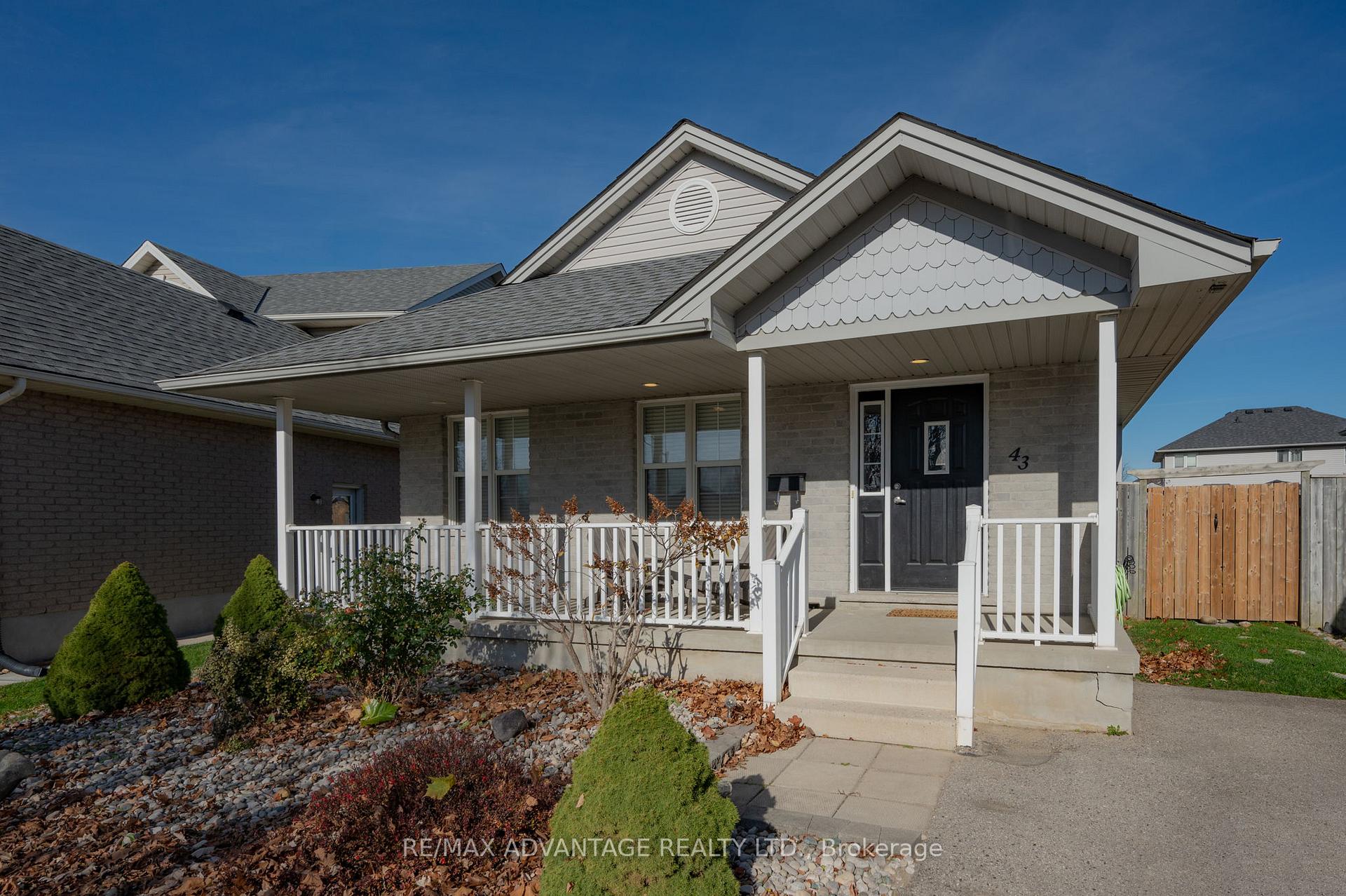 Photo 22 of 43 Cottonwood Drive, St. Thomas — HOMEH
