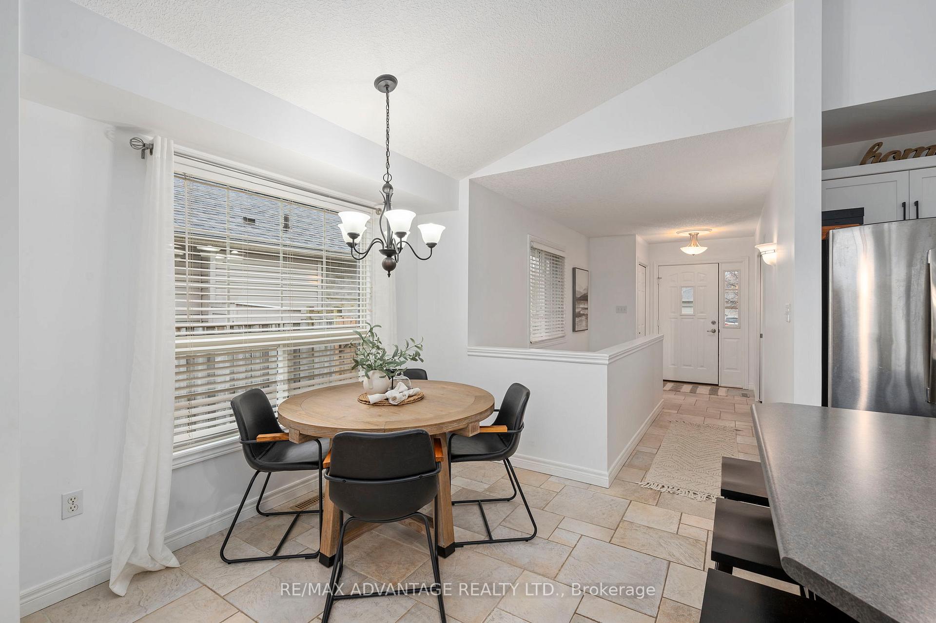 Photo 36 of 43 Cottonwood Drive, St. Thomas — HOMEH