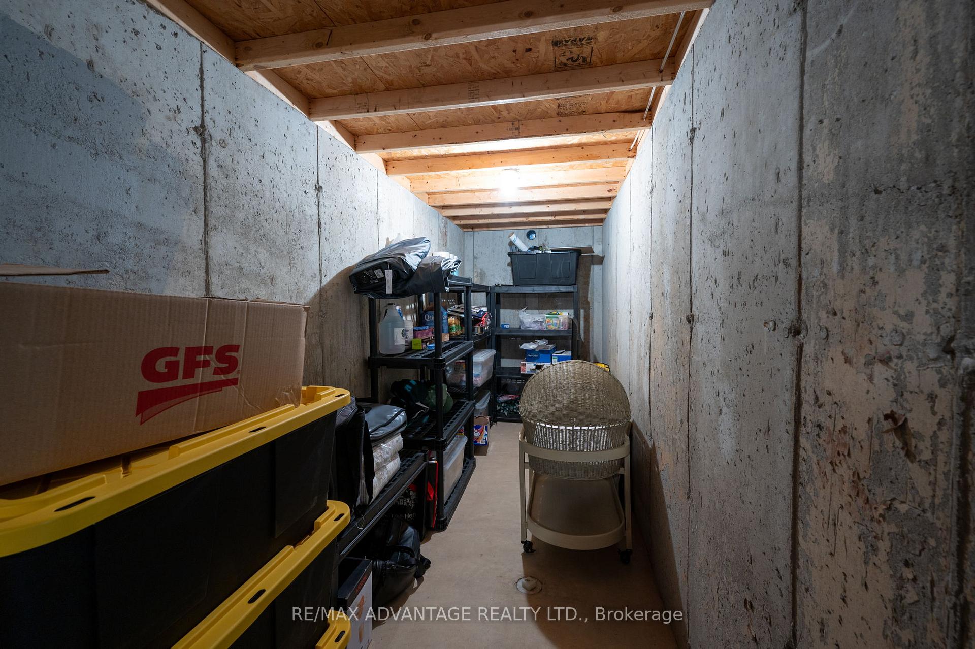 Photo 51 of 43 Cottonwood Drive, St. Thomas — HOMEH