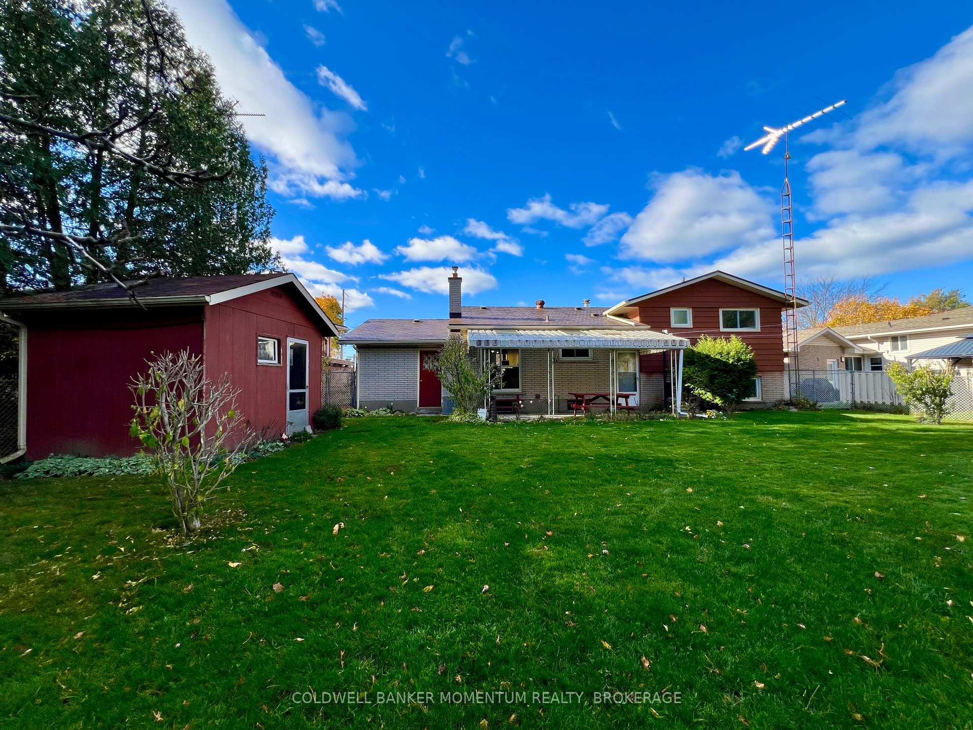 Photo 57 of 96 Sherman Drive W, St. Catharines, Lakeport — HOMEH