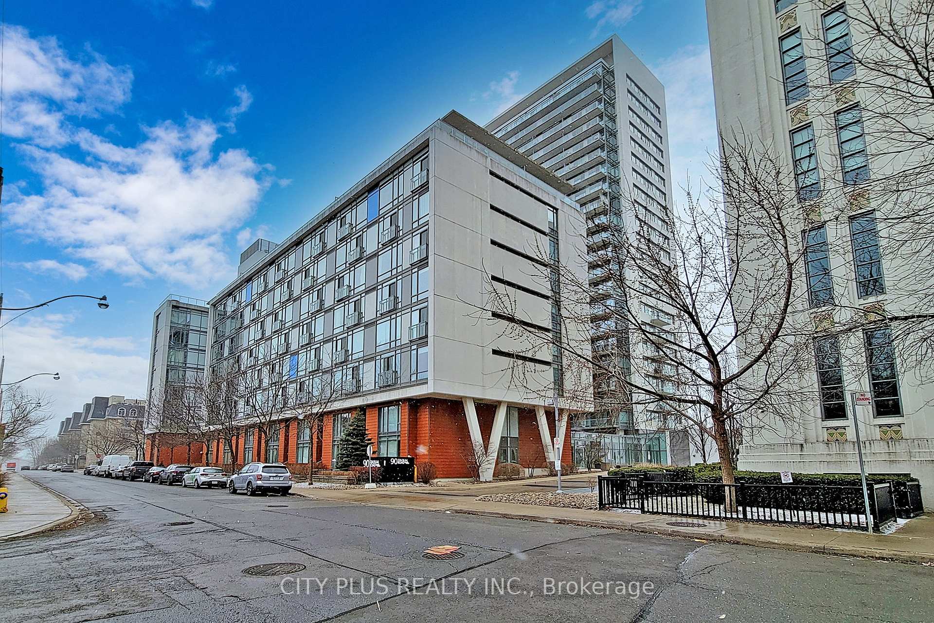 Front of Unit 427, 90 Stadium Road
