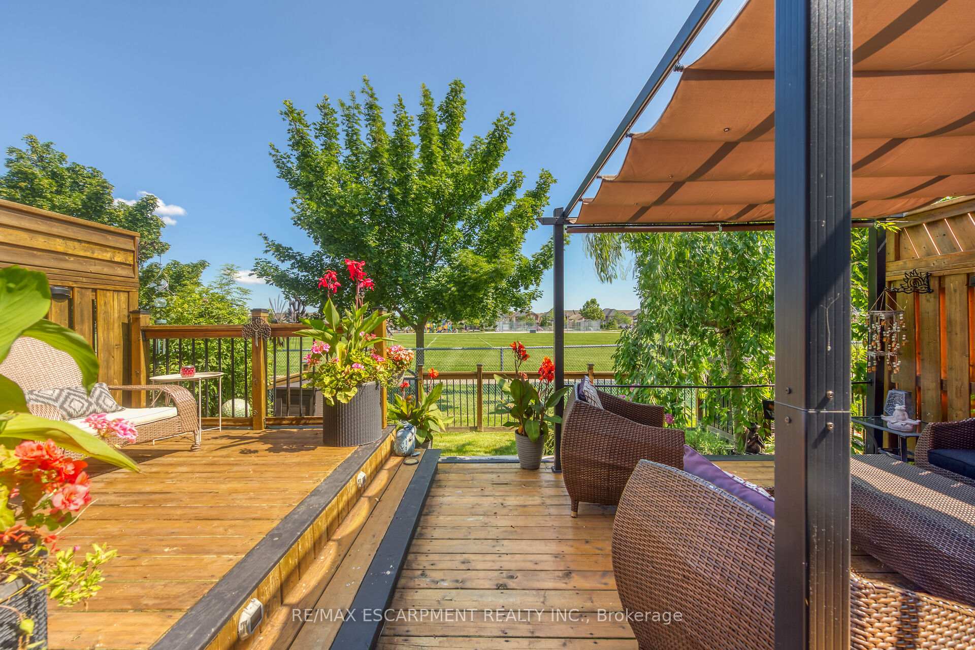 Photo 52 of 32 Aster Avenue, Hamilton, Rural Glanbrook — HOMEH