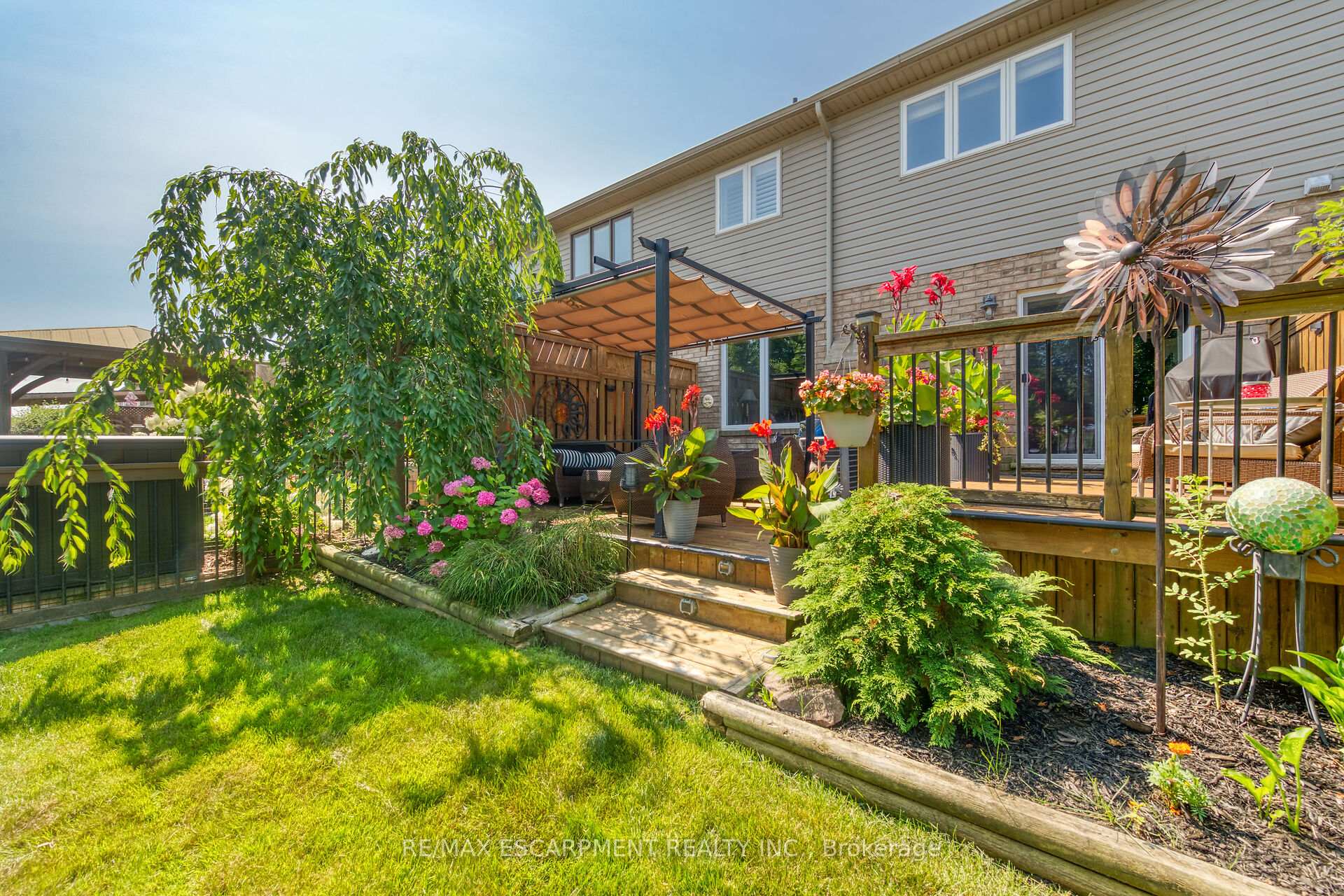 Photo 76 of 32 Aster Avenue, Hamilton, Rural Glanbrook — HOMEH