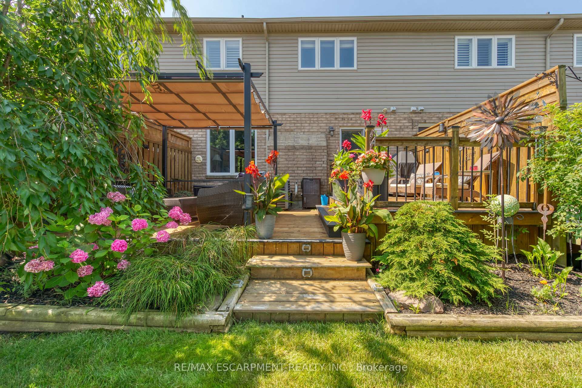 Photo 77 of 32 Aster Avenue, Hamilton, Rural Glanbrook — HOMEH