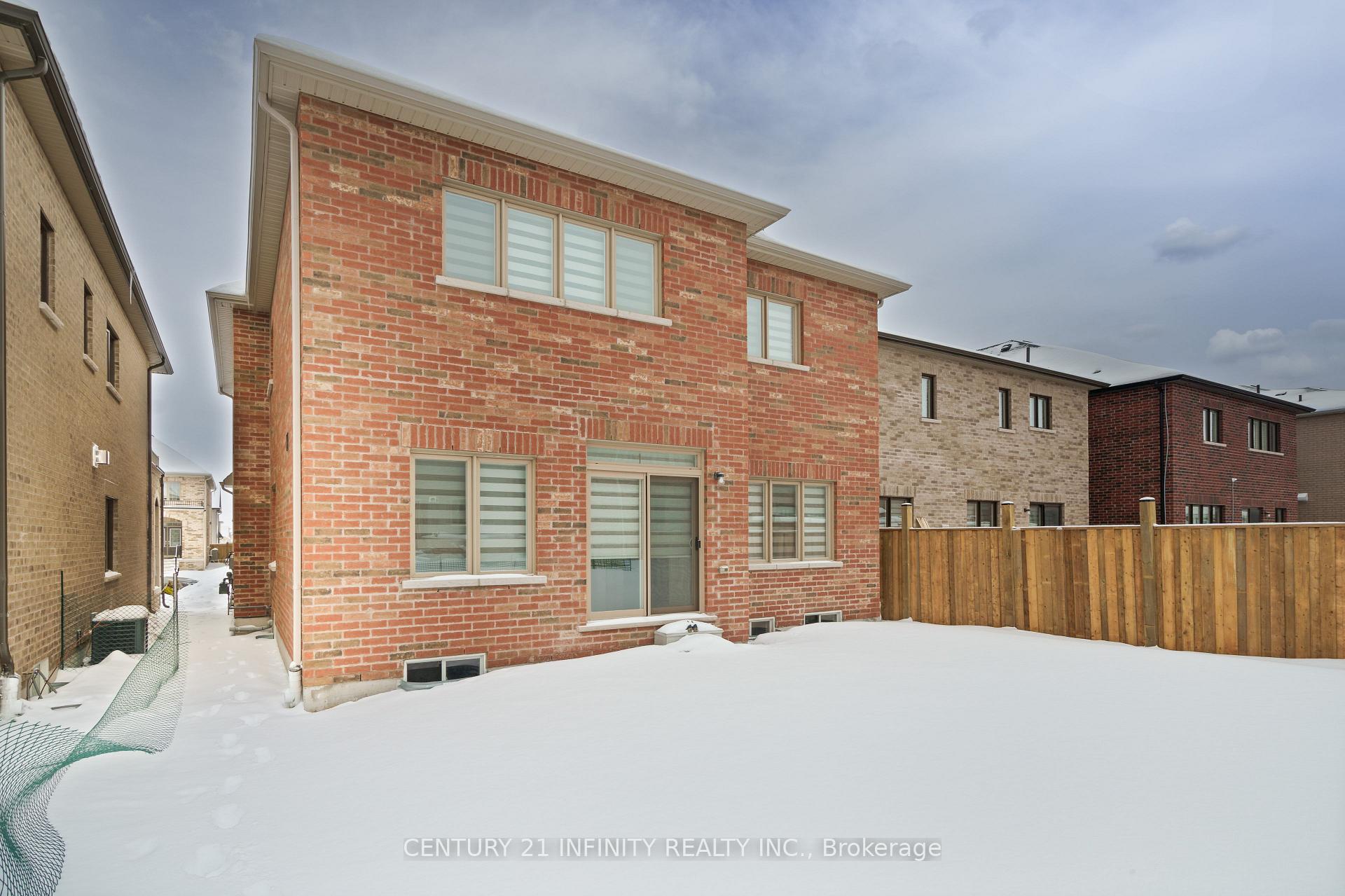 Photo 14 of 18 Valleo Street, Georgina, Keswick North — HOMEH