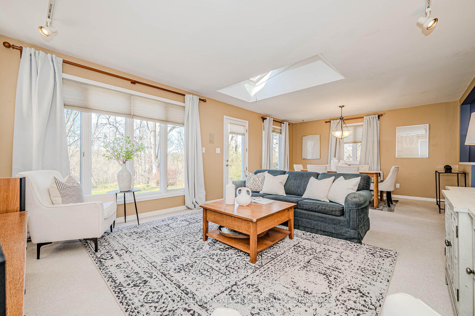 Photo 36 of 86 Binkley Crescent, Hamilton, Ainslie Wood — HOMEH