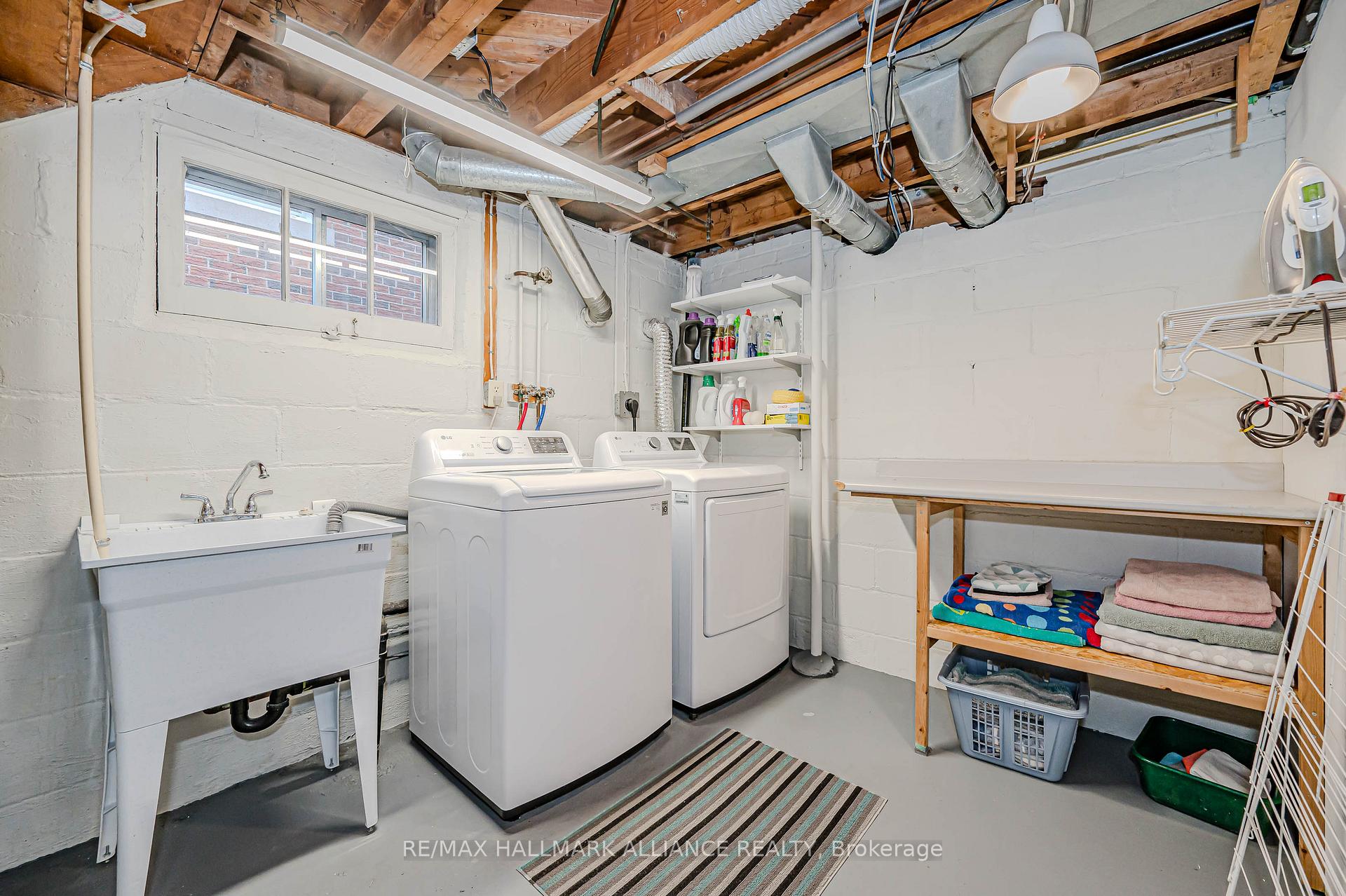 Photo 49 of 86 Binkley Crescent, Hamilton, Ainslie Wood — HOMEH