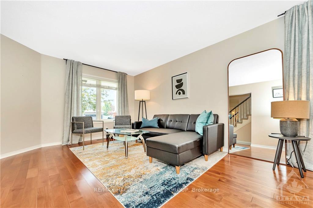 Photo 4 of 27 Steggall Crescent, Ottawa, Stittsville (Central) — HOMEH