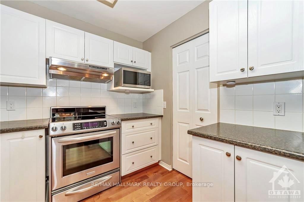 Photo 9 of 27 Steggall Crescent, Ottawa, Stittsville (Central) — HOMEH