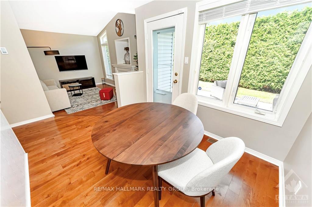 Photo 13 of 27 Steggall Crescent, Ottawa, Stittsville (Central) — HOMEH