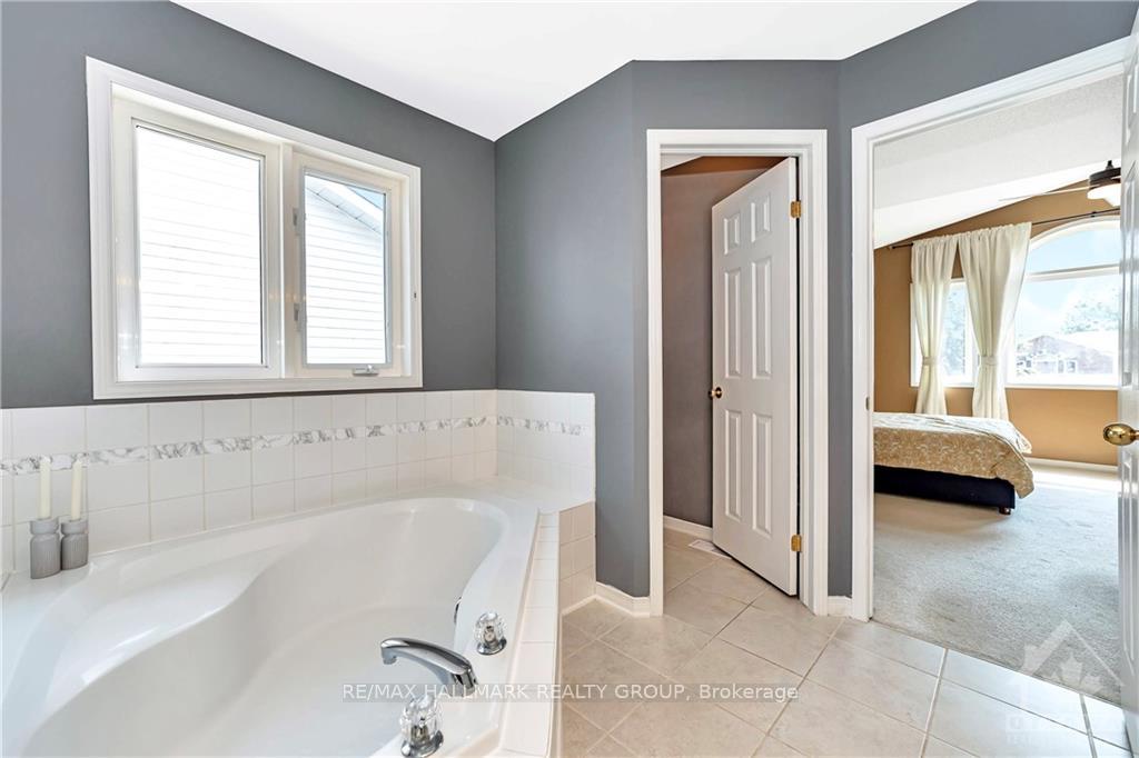 Photo 19 of 27 Steggall Crescent, Ottawa, Stittsville (Central) — HOMEH