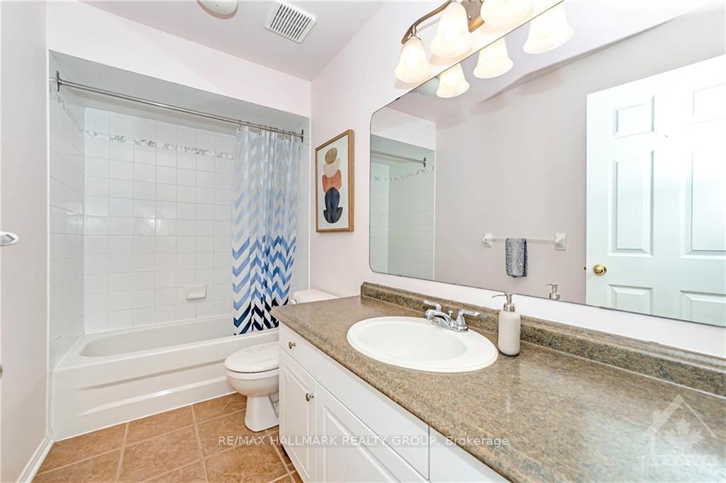 Photo 24 of 27 Steggall Crescent, Ottawa, Stittsville (Central) — HOMEH
