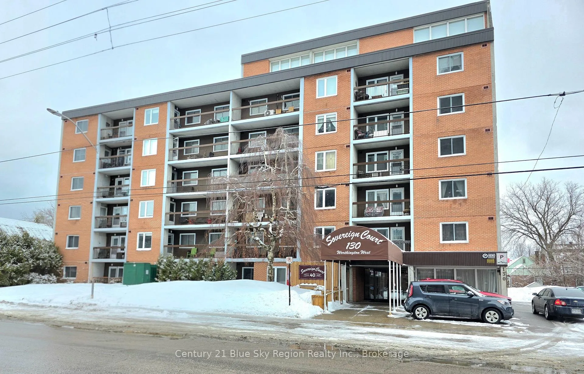 Front of Unit 603, 130 Worthington Street