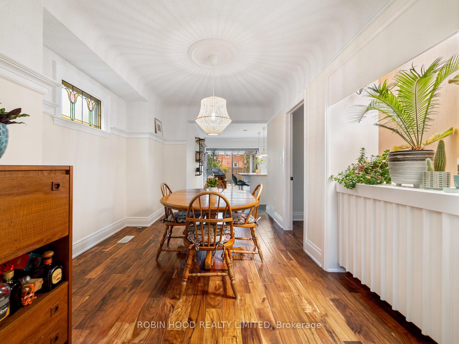 Photo 8 of 87 Park Row S, Hamilton, Delta — HOMEH