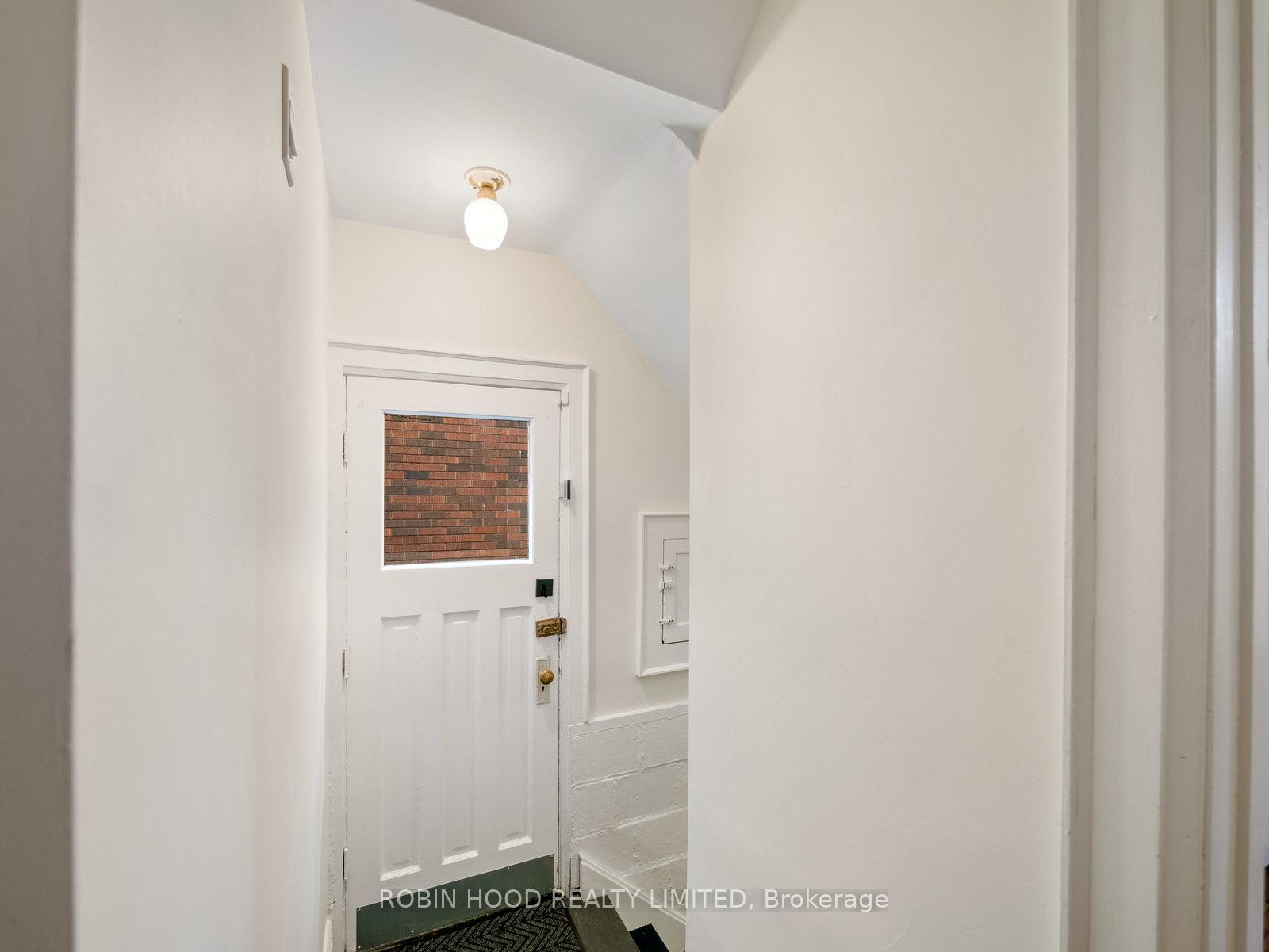Photo 12 of 87 Park Row S, Hamilton, Delta — HOMEH
