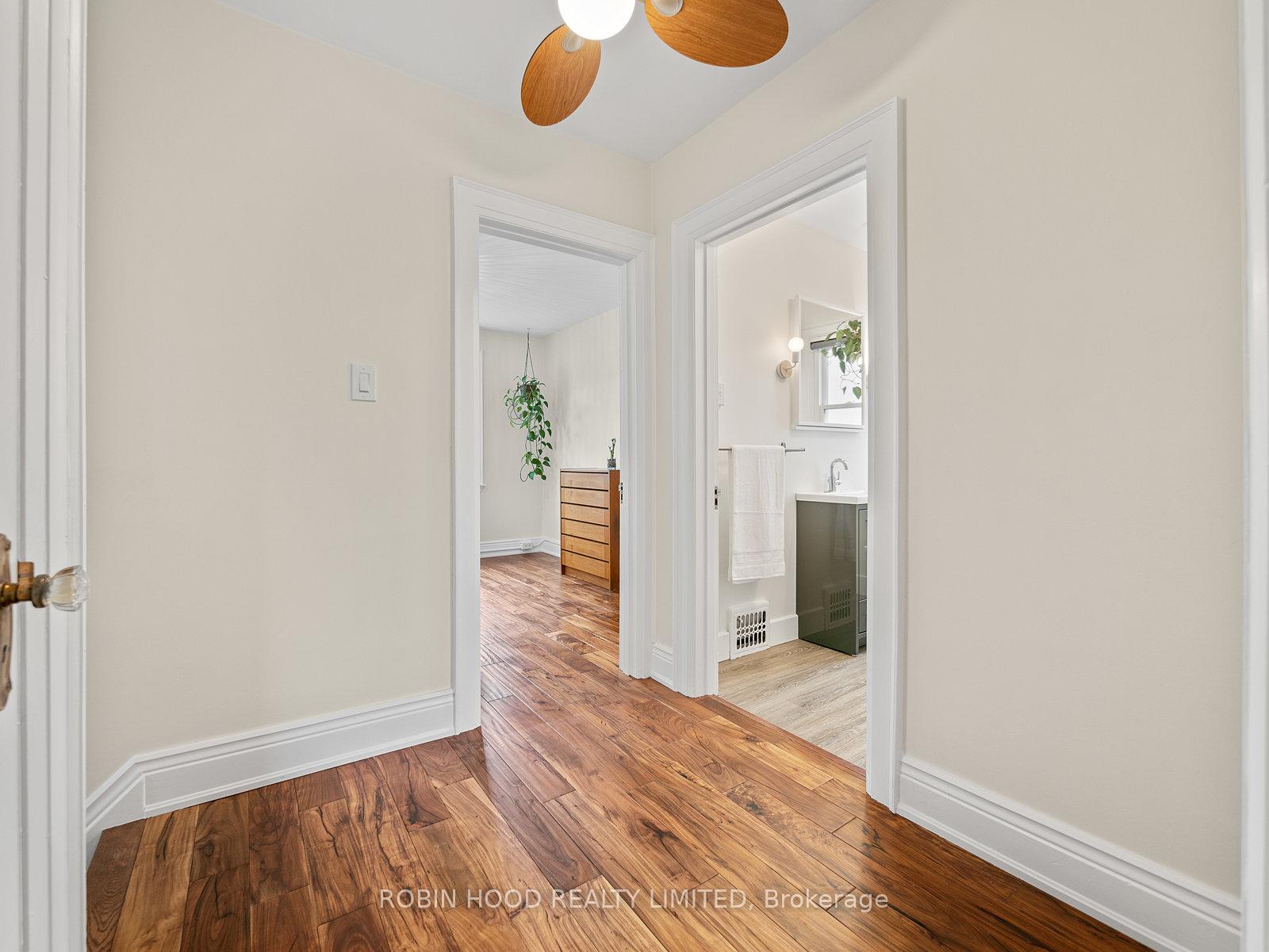 Photo 17 of 87 Park Row S, Hamilton, Delta — HOMEH