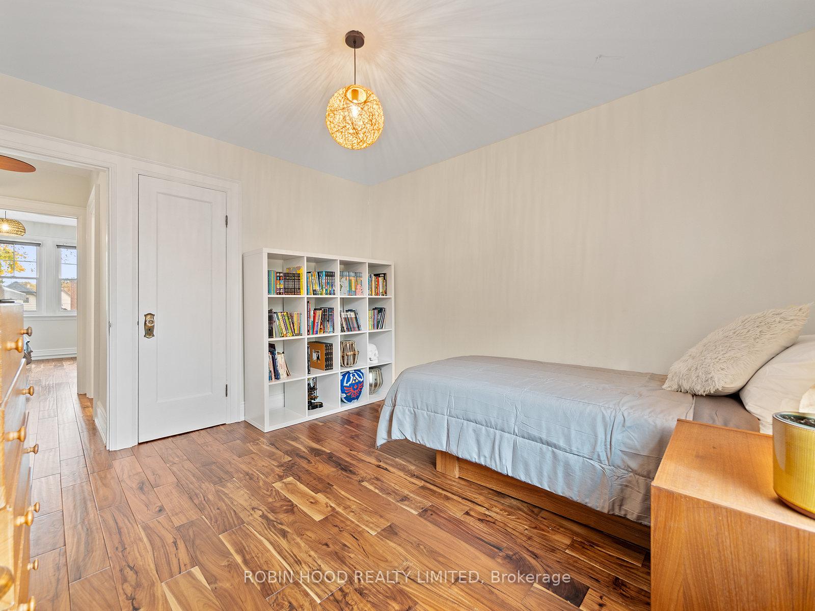 Photo 19 of 87 Park Row S, Hamilton, Delta — HOMEH