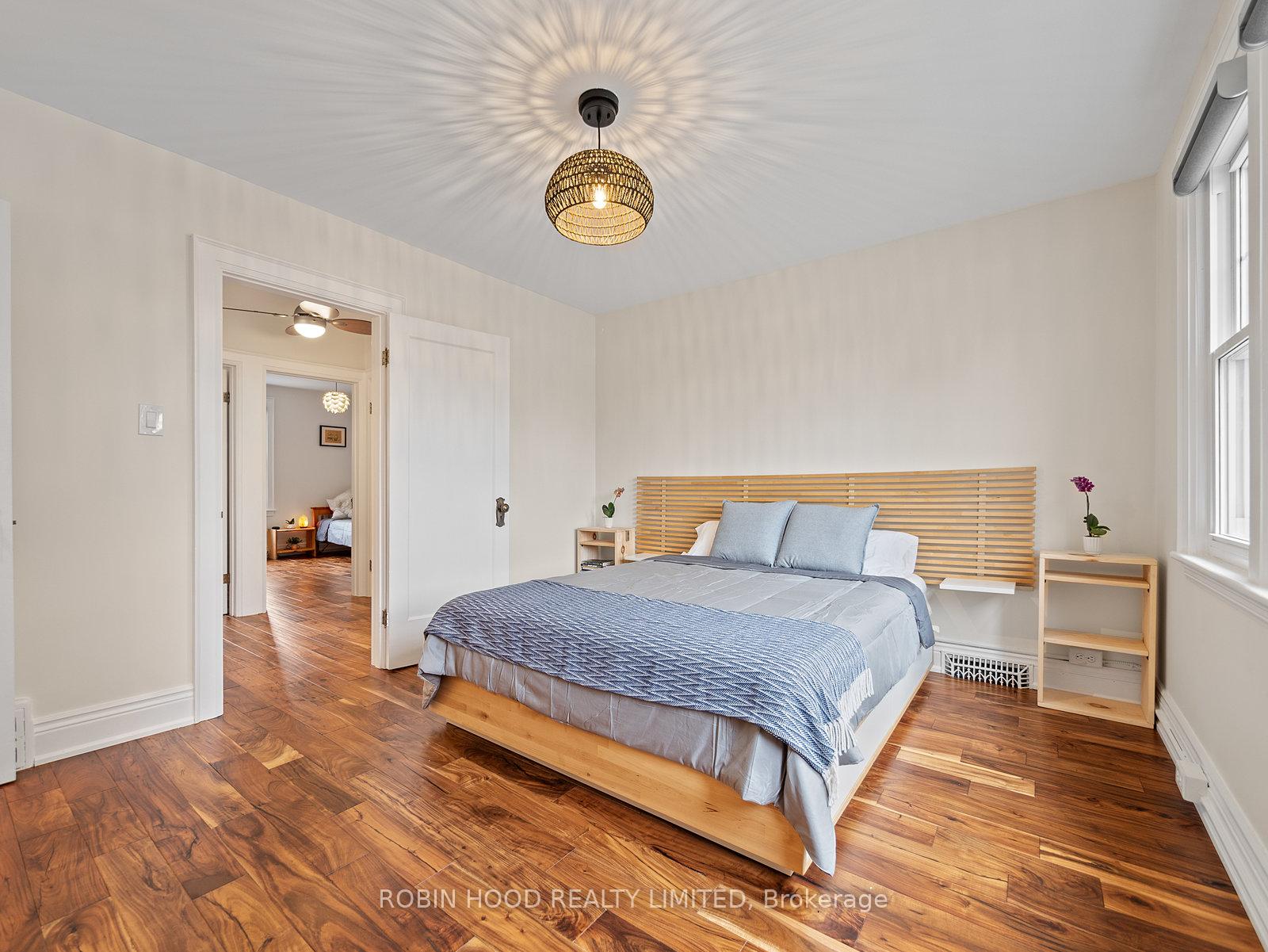 Photo 20 of 87 Park Row S, Hamilton, Delta — HOMEH