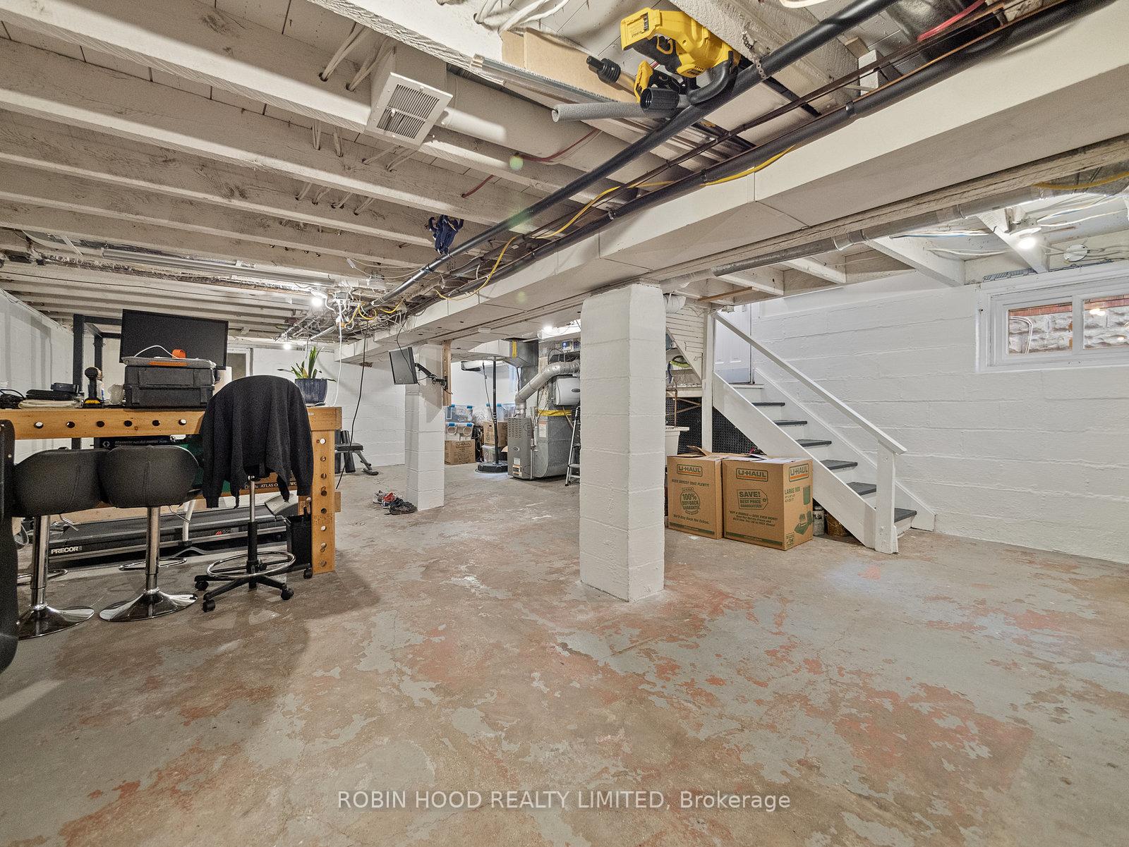 Photo 24 of 87 Park Row S, Hamilton, Delta — HOMEH