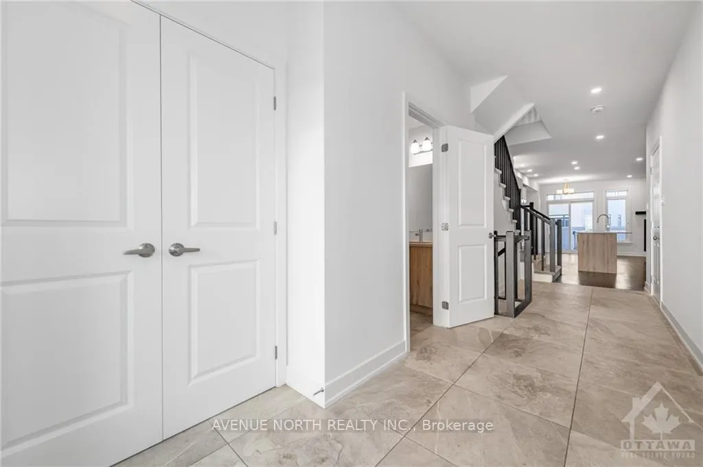 Photo 6 of 2329 Goldhawk Drive, Ottawa, Stittsville (South) — HOMEH