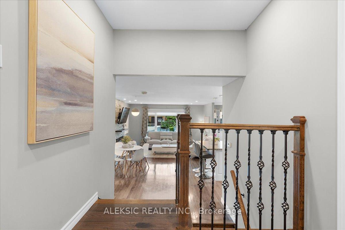 Photo 13 of 62 Greencedar Drive, Hamilton, Gurnett — HOMEH