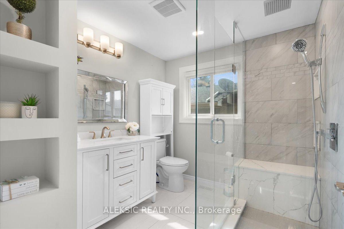 Photo 17 of 62 Greencedar Drive, Hamilton, Gurnett — HOMEH
